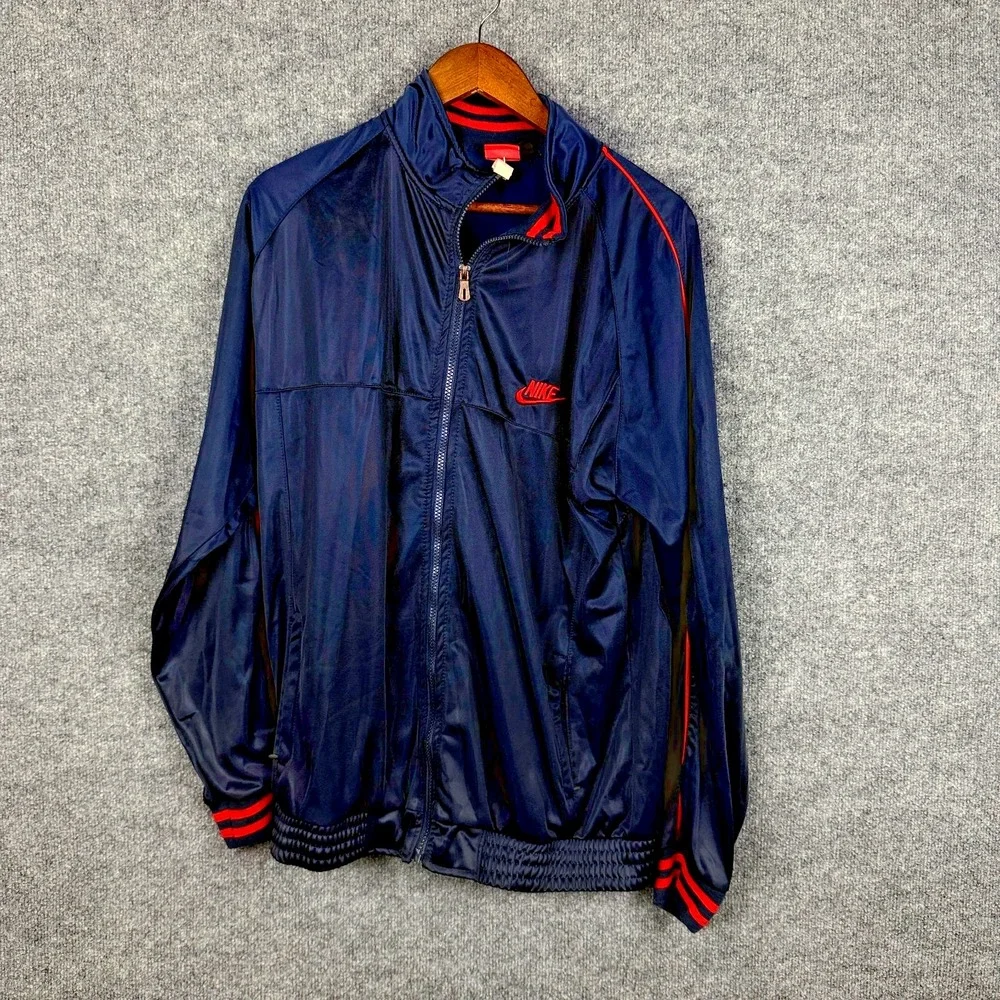 Nike mens track